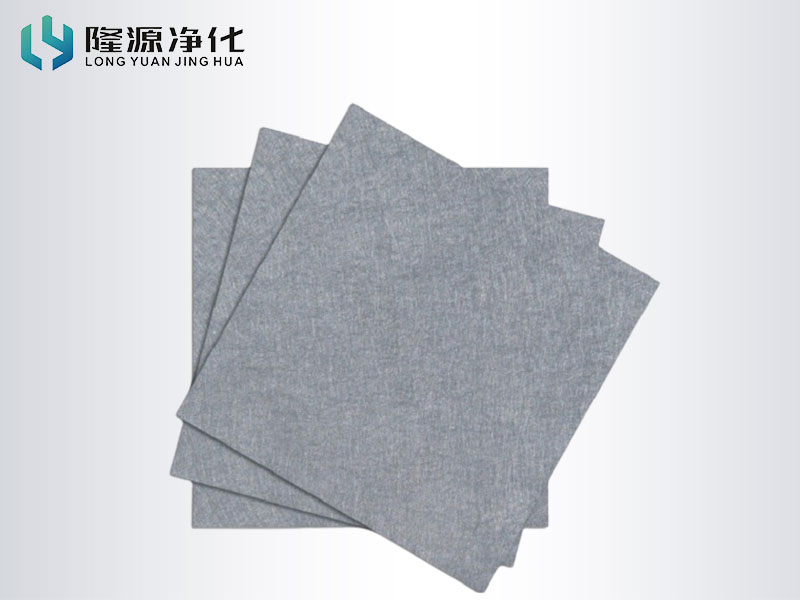 使用燒結氈時纖維絲徑對其有何影響？